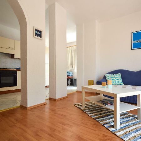 Apartment Mara-1 By Interhome Anic Ngoại thất bức ảnh